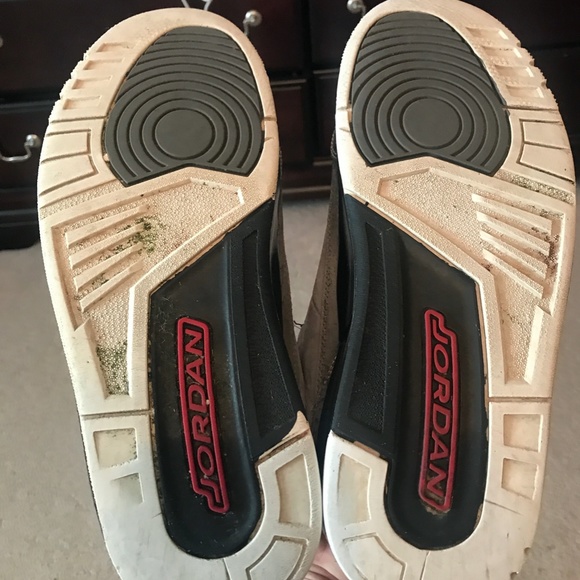 Jordan Stealth 3s Grey Sneakers - Picture 5 of 5